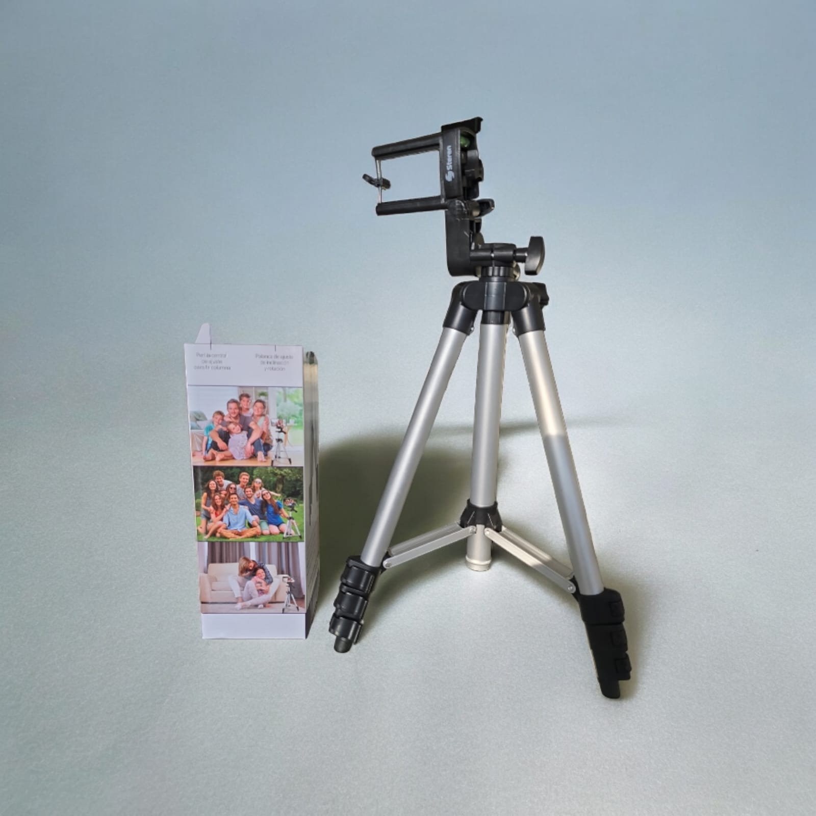 Trípode con Soporte para Celular – Estabilidad y Versatilidad en Cada Toma